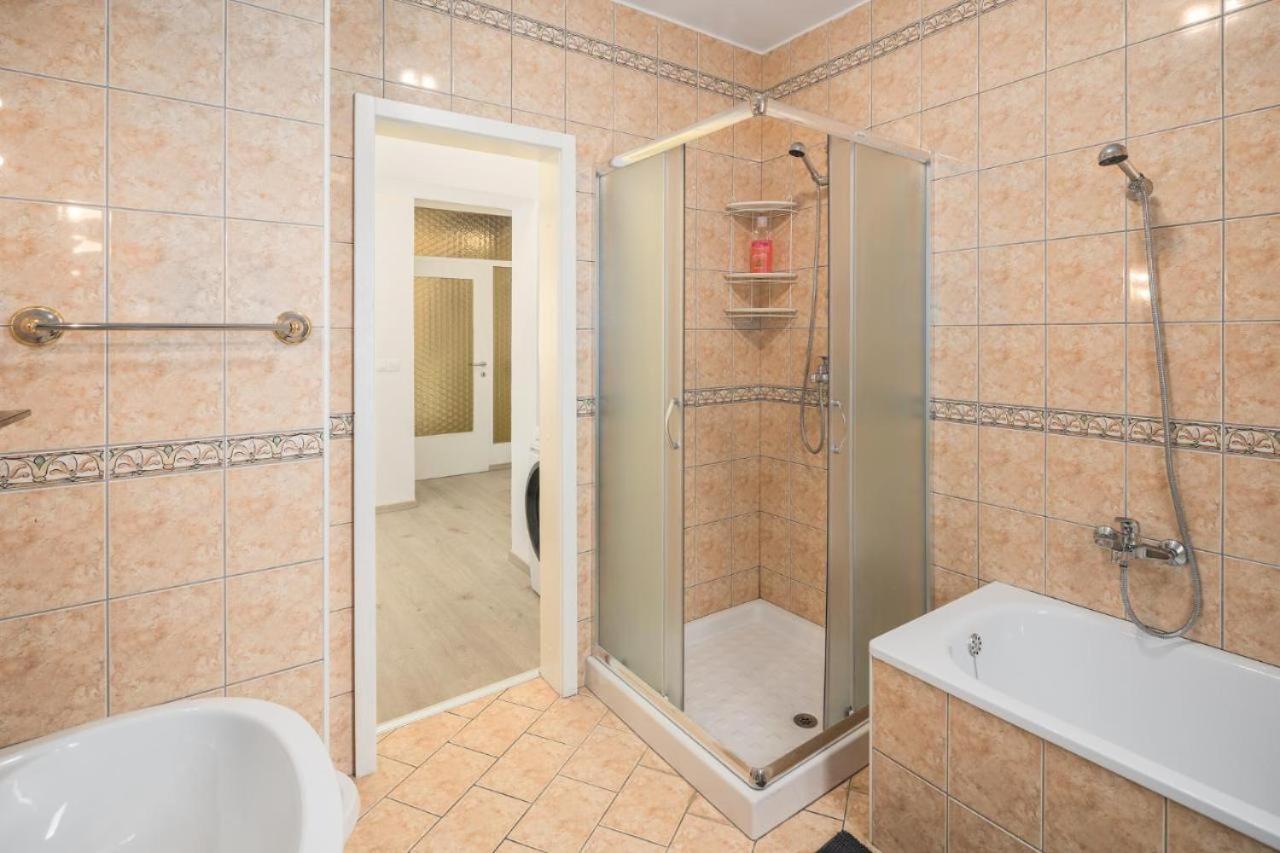 Villa More Mio Пореч Екстер'єр фото