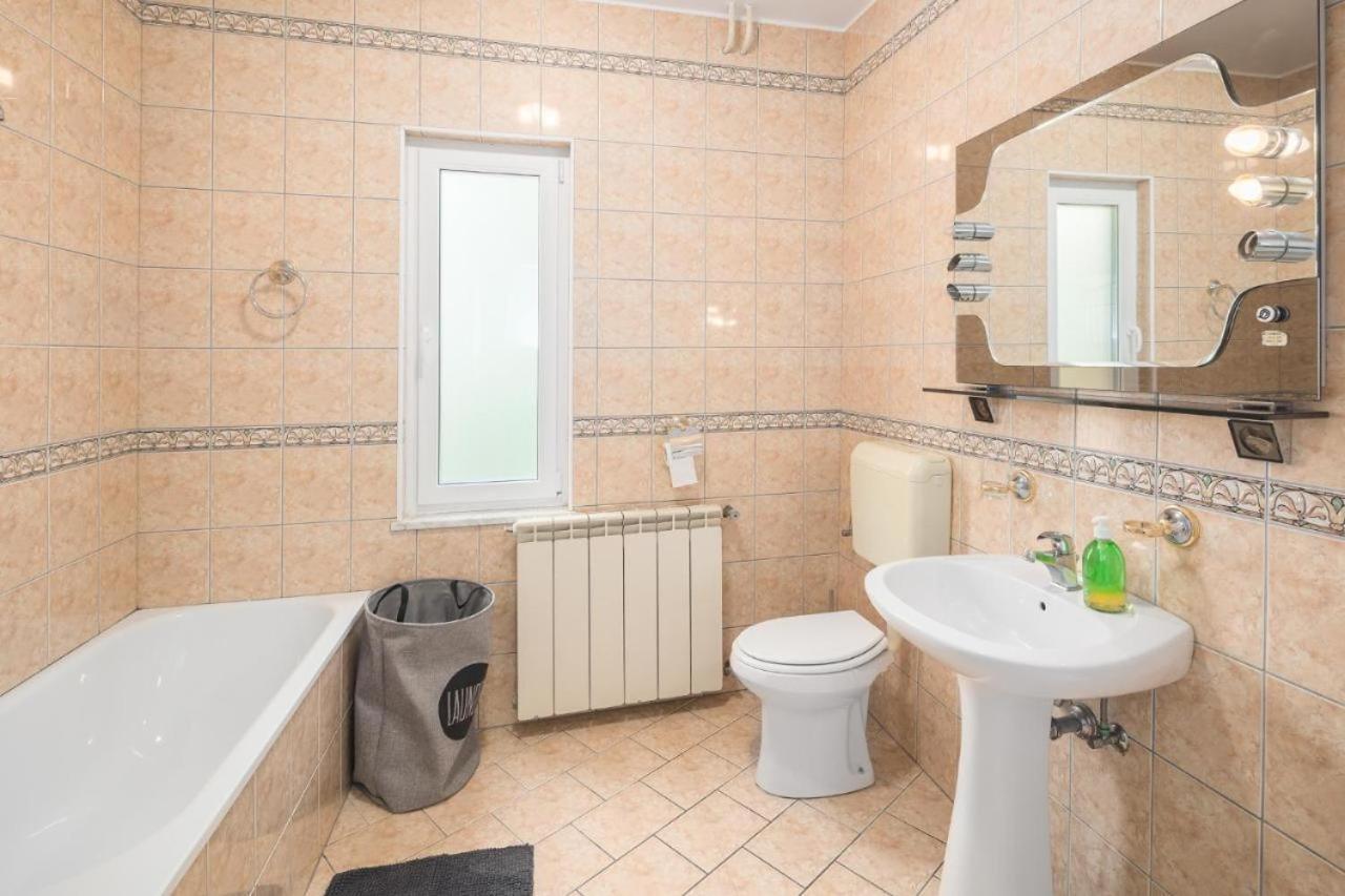 Villa More Mio Пореч Екстер'єр фото